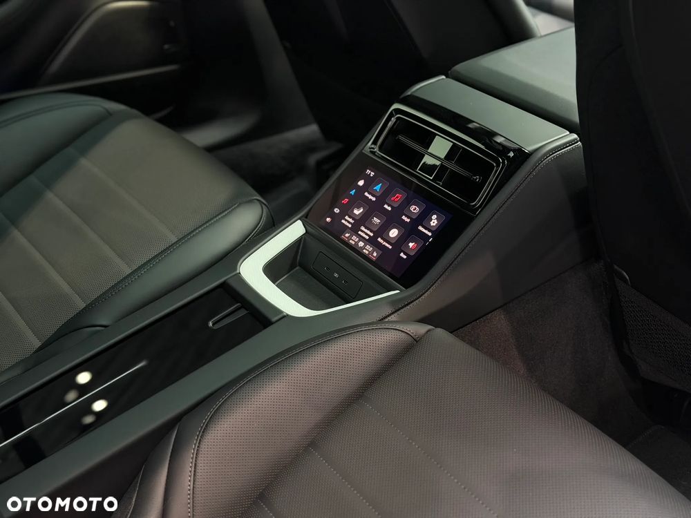 Porsche Panamera - 29