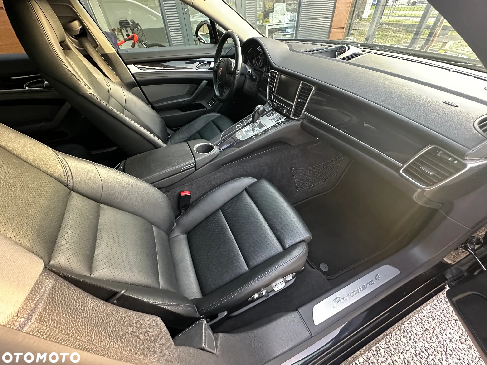Porsche Panamera 4 PDK Edition - 40