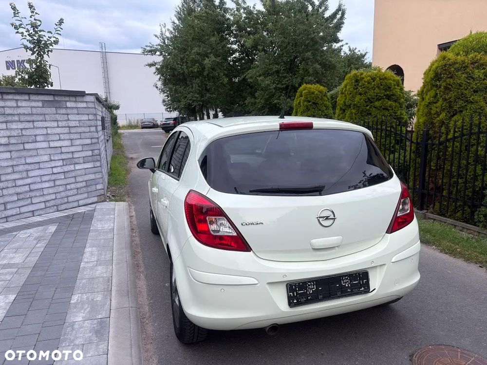 Opel Corsa 1.4 T Color Edition S&S - 10