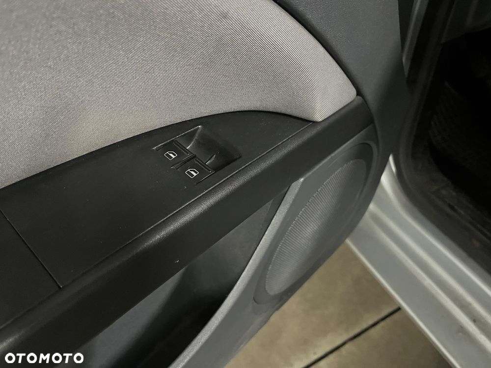 Seat Leon 1.6 Audience - 11