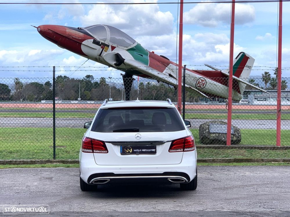 Mercedes-Benz E 220 BlueTEC Avantgarde Auto. - 4