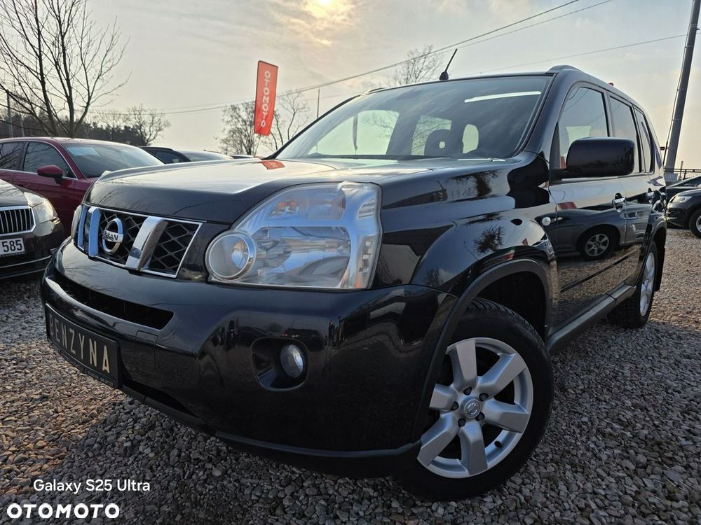 Nissan X-Trail 2.5 4x4 CVT-Automatik SE - 18