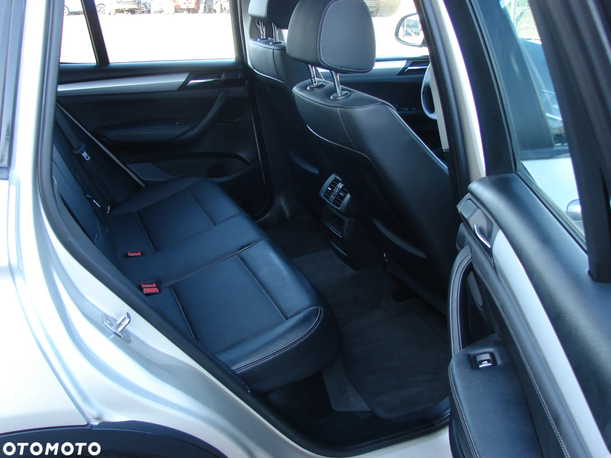 BMW X3 sDrive18d - 10