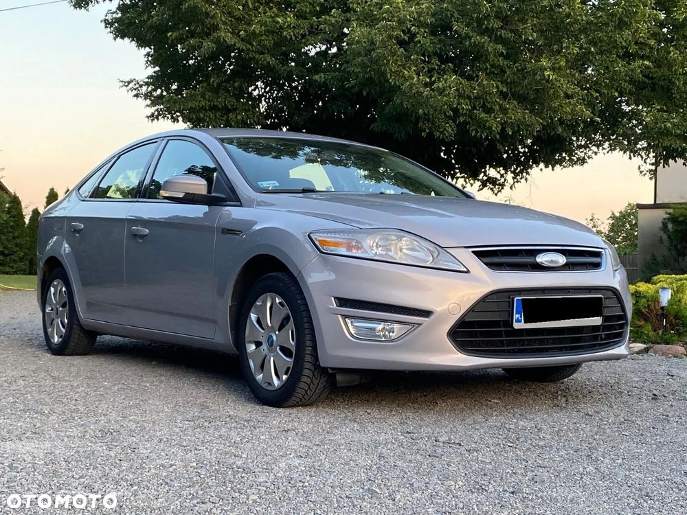 Ford Mondeo 2.0 Ghia Executive - 26