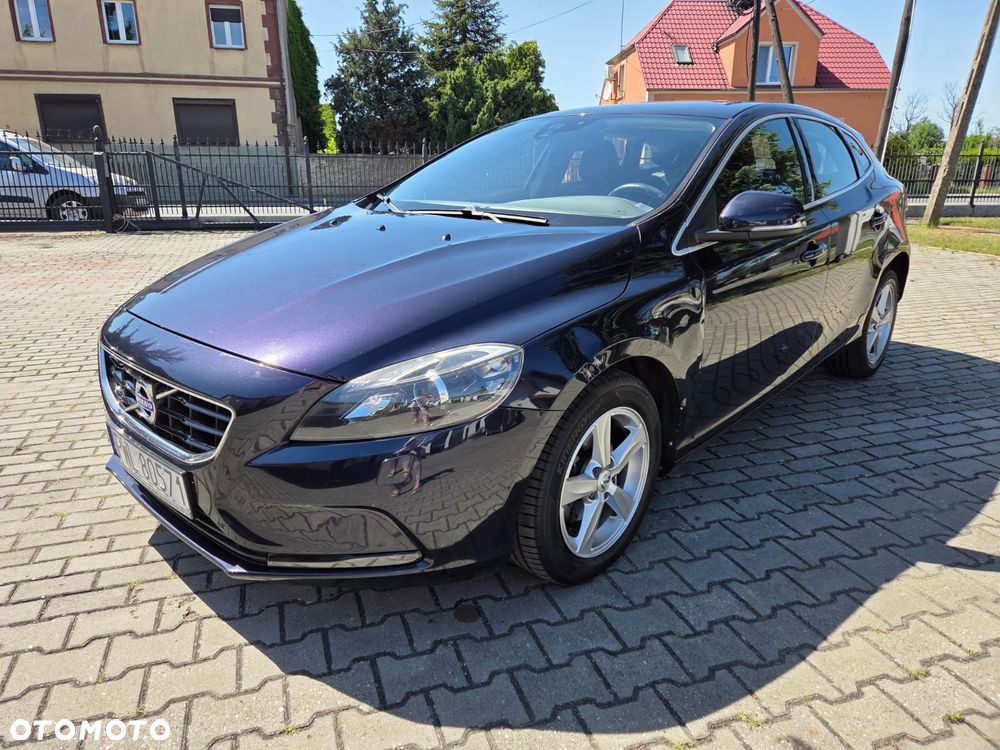 Volvo V40 D2 - 1