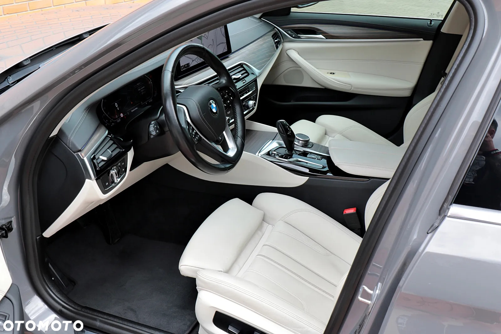 BMW Seria 5 530i GPF Luxury Line - 19
