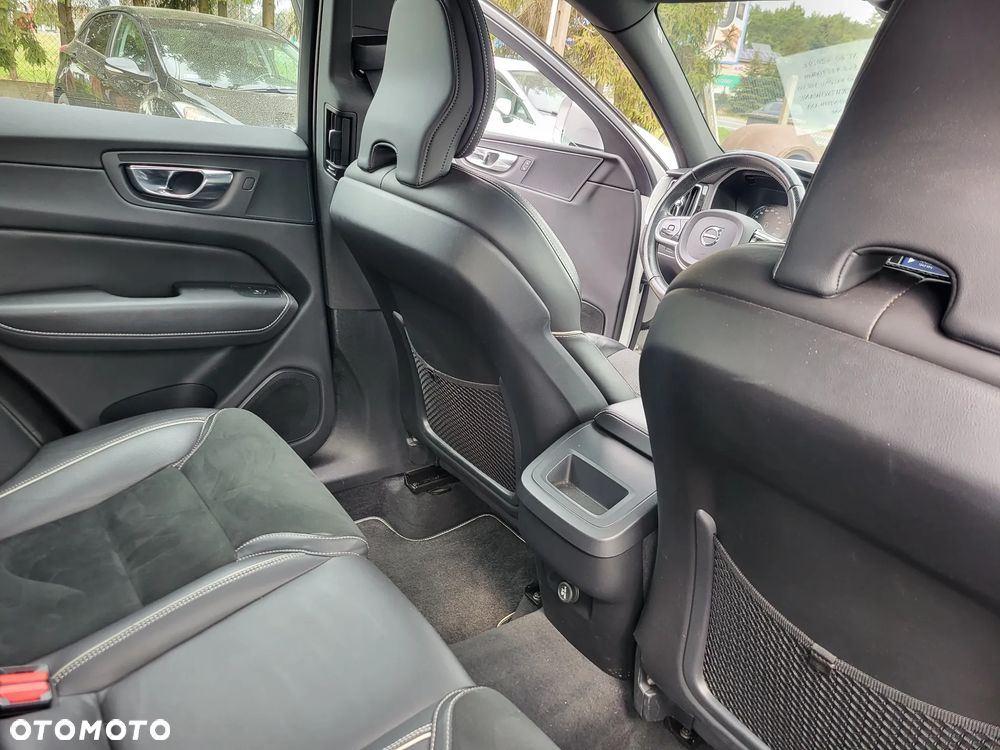 Volvo XC 60 D3 R-Design - 13