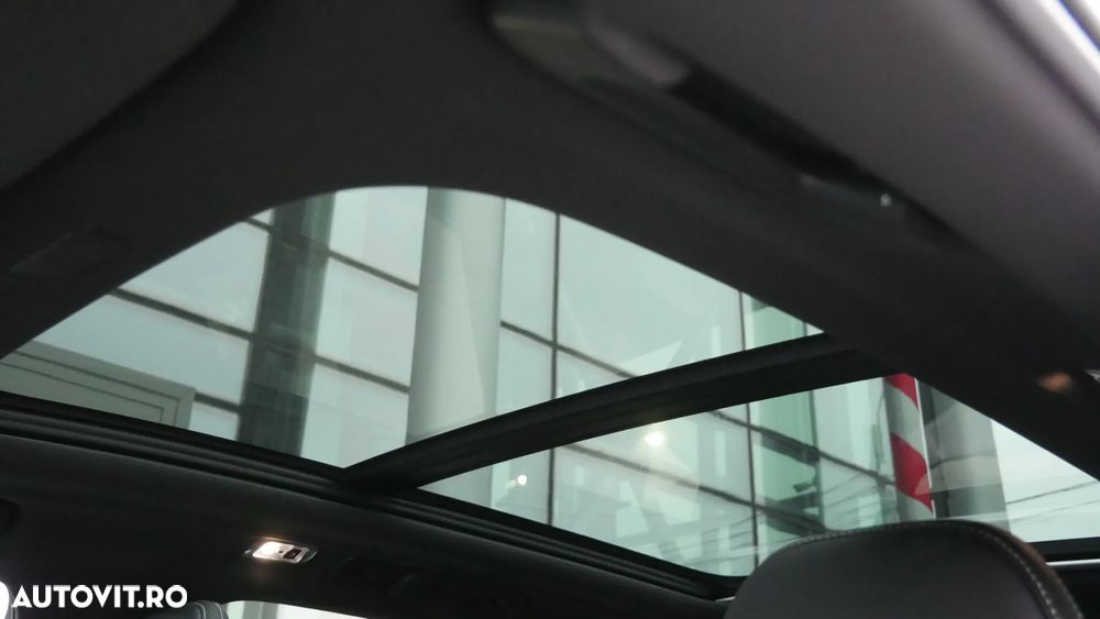 Volvo XC 60 T8 Twin Engine AWD R-Design - 3