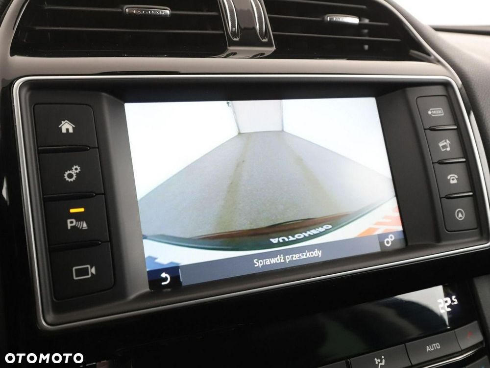 Jaguar F-Pace 20d AWD Prestige - 25