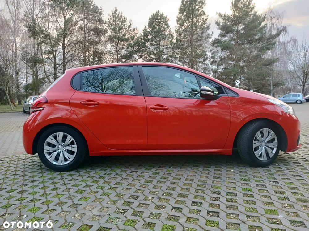 Peugeot 208 82 PureTech Style - 8