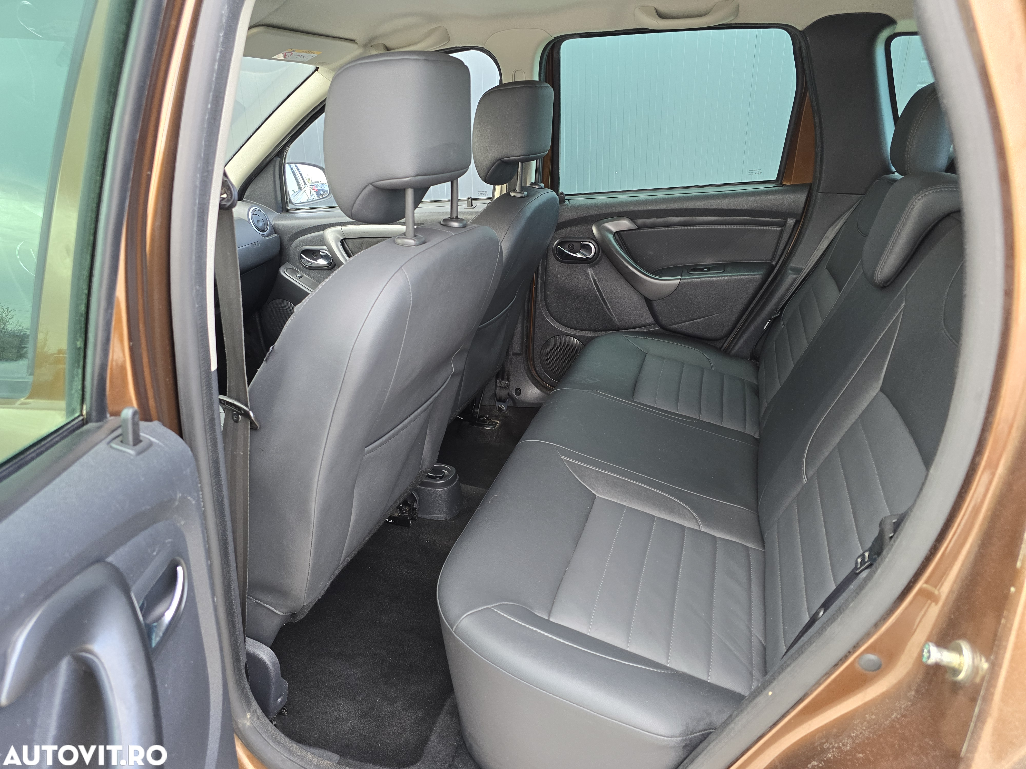 Dacia Duster 1.5 dCi 4x2 Laureate - 9