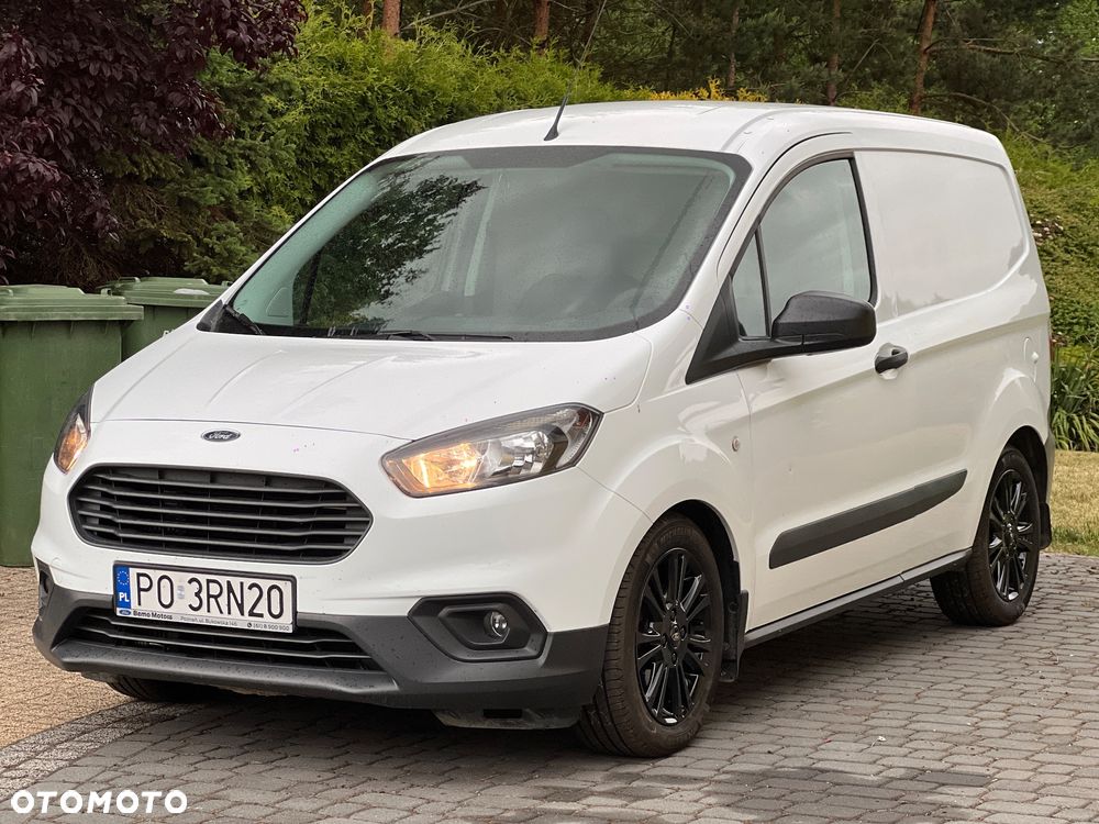 Ford Transit Courier - 1