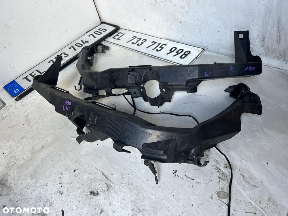 Ślizgi lampy lewy prawy Bmw e90 e91 LCi lift komplet - 3