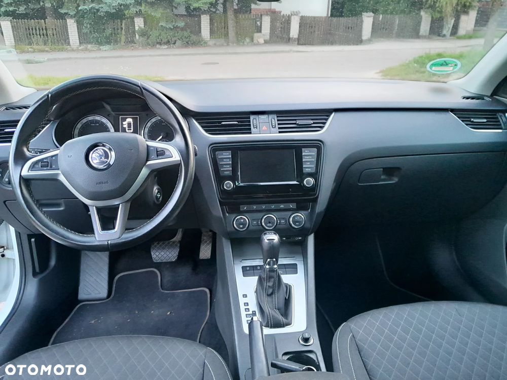 Skoda Octavia 2.0 TDI DSG Premium Edition - 21
