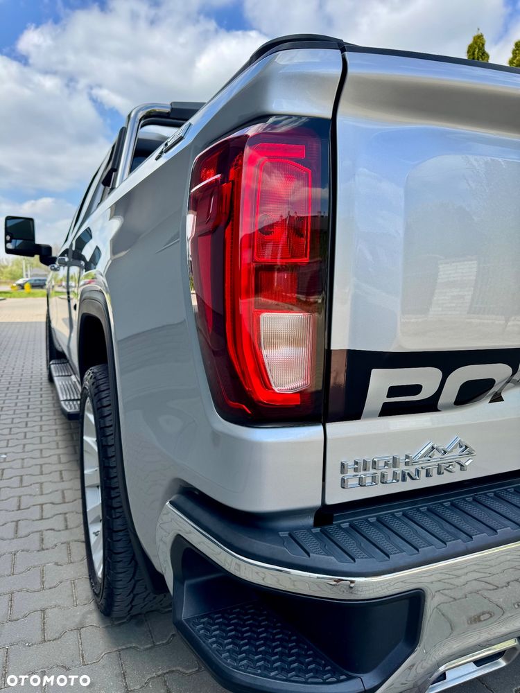 GMC Sierra - 16