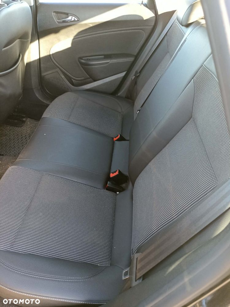 Opel Astra - 9
