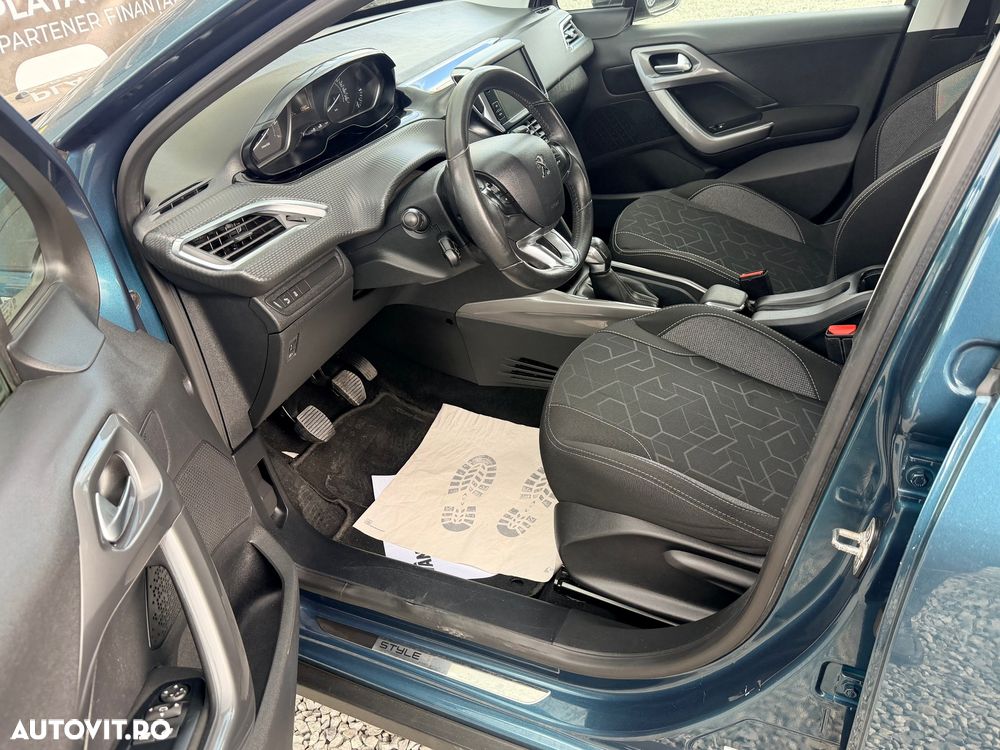 Peugeot 2008 PureTech 82 Style - 7