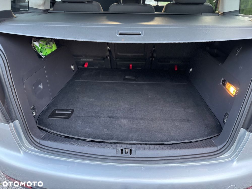 Volkswagen Touran 2.0 TDI DPF Freestyle - 20