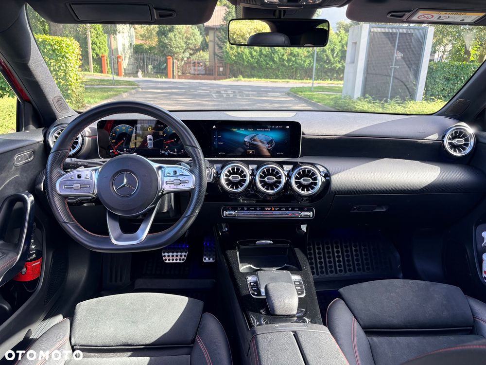 Mercedes-Benz Klasa A 200 AMG Line 7G-DCT - 12