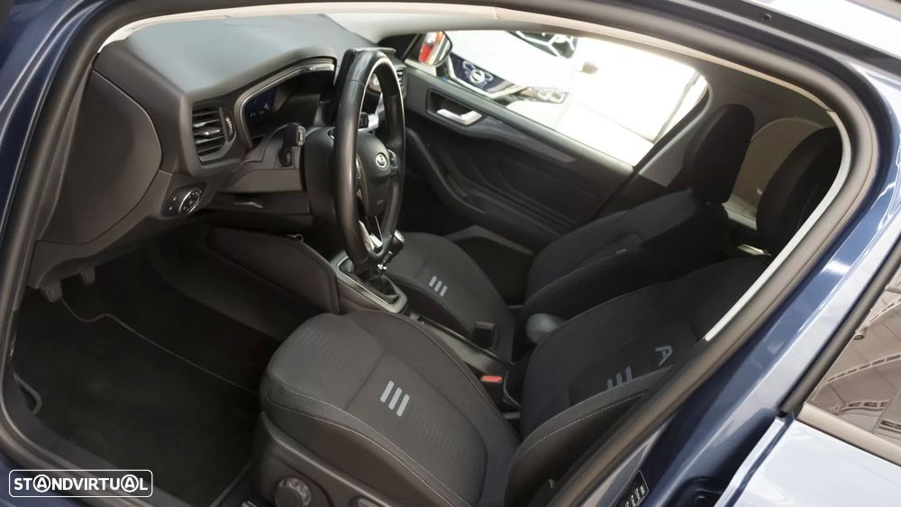 Ford Focus SW 1.0 EcoBoost MHEV Active - 17