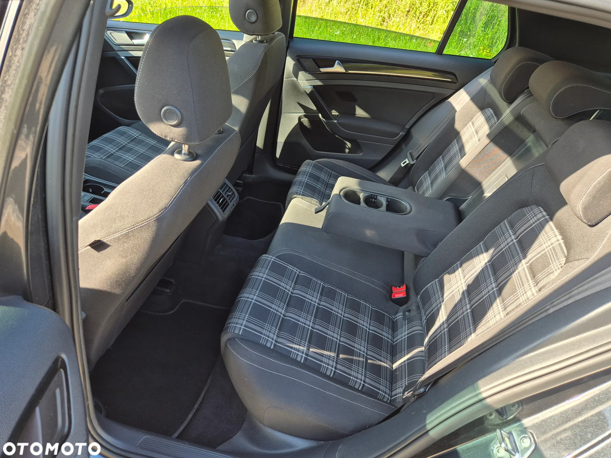 Volkswagen Golf VII 2.0 TDI BMT GTD - 18
