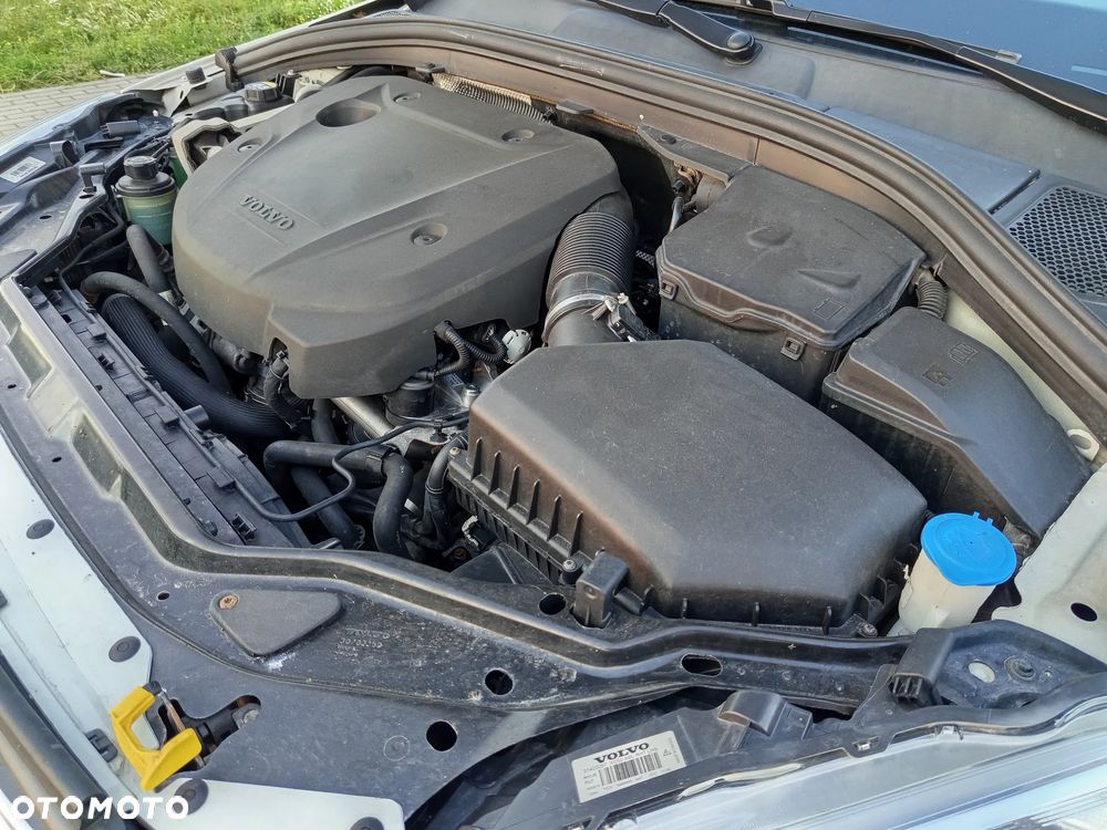 Volvo XC 60 D4 Drive-E Momentum - 8