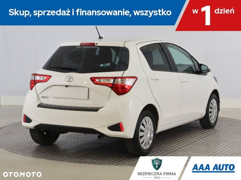 Toyota Yaris - 6