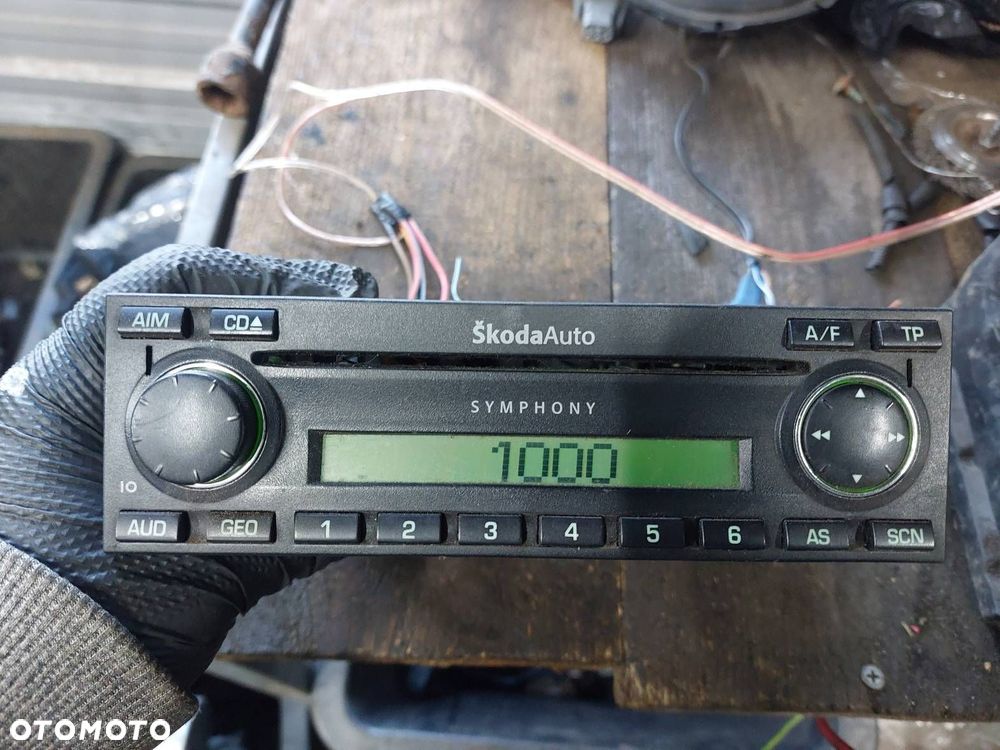 RADIO ODTWARZACZ SKODA SUPERB I SKODA SYMPHONY 1U0035156E - 2