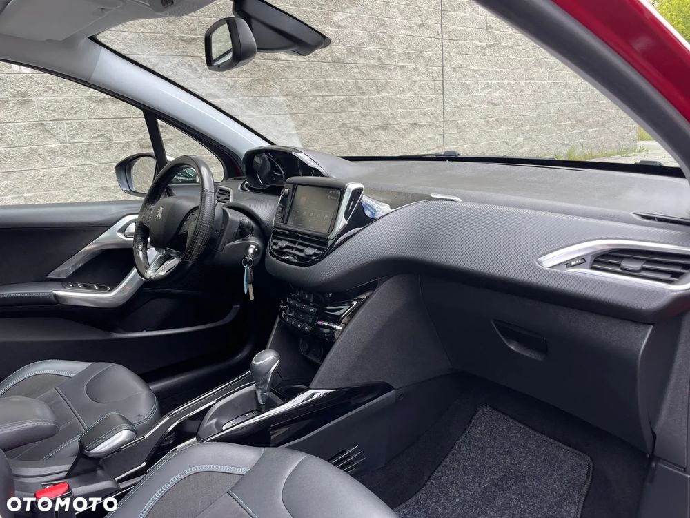 Peugeot 2008 PureTech 110 Stop&Start EAT6 Crossway - 10