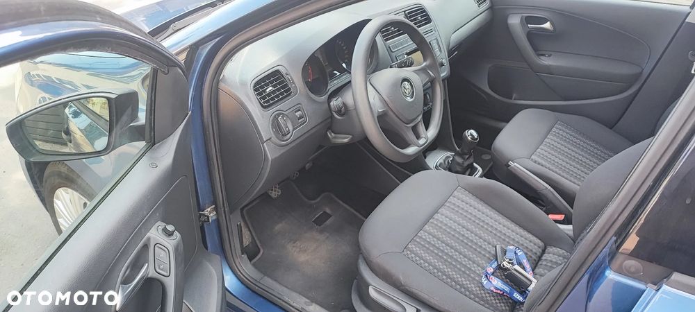 Volkswagen Polo - 7