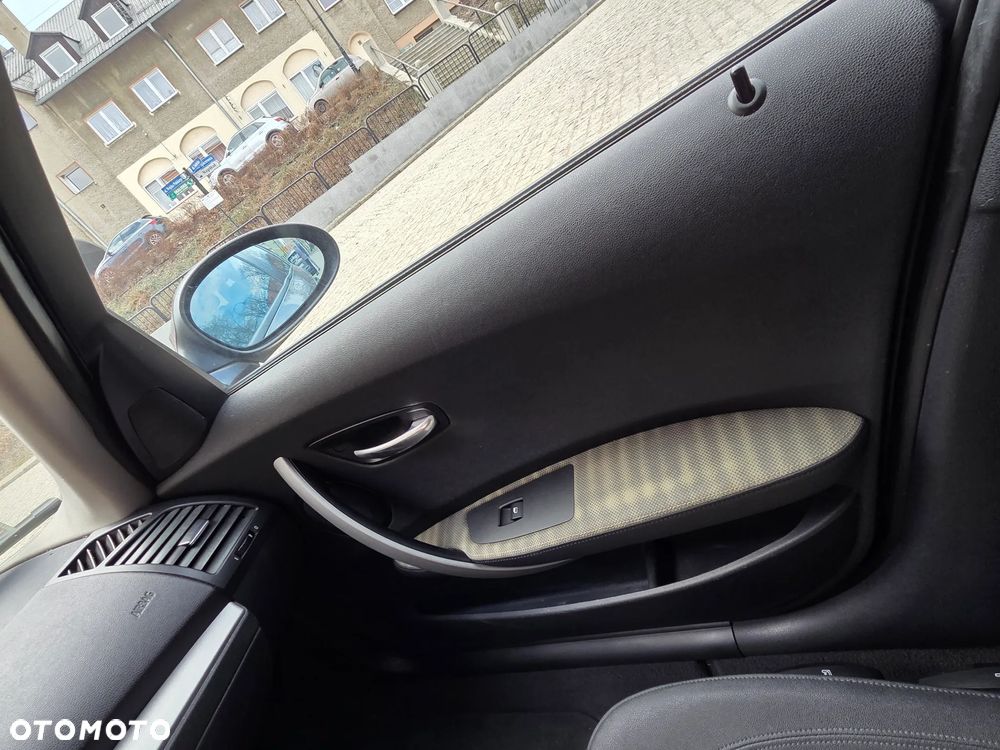 BMW Seria 1 118d - 16