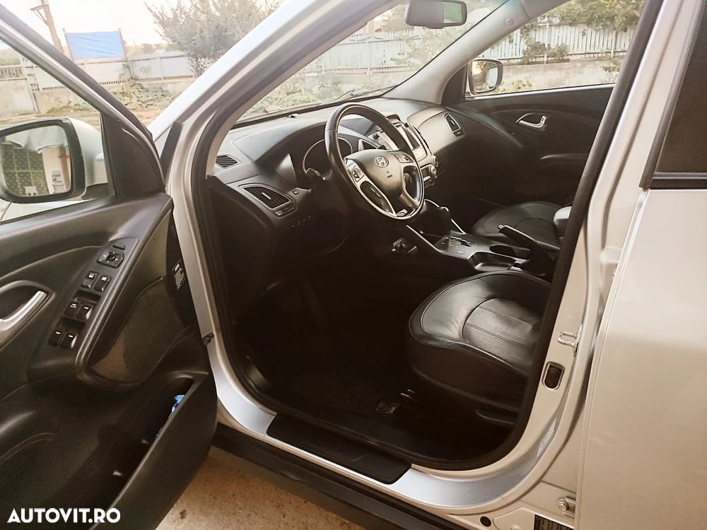 Hyundai ix35 - 11