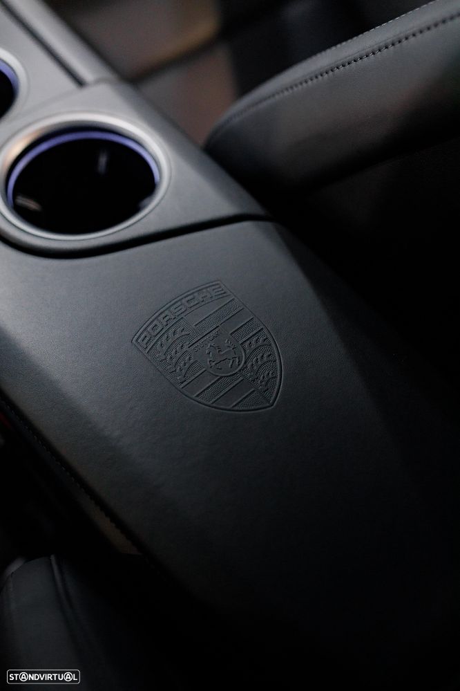 Porsche Taycan Turbo - 5