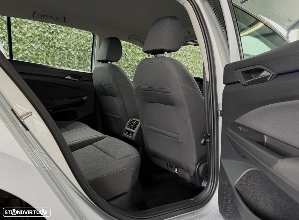VW Golf Variant 1.0 TSI Confortline DSG - 12