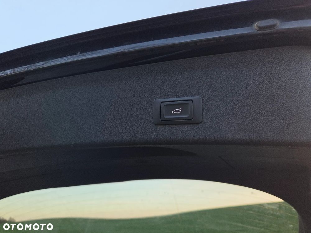 Audi A4 Avant 2.0 TDI DPF Ambiente - 38