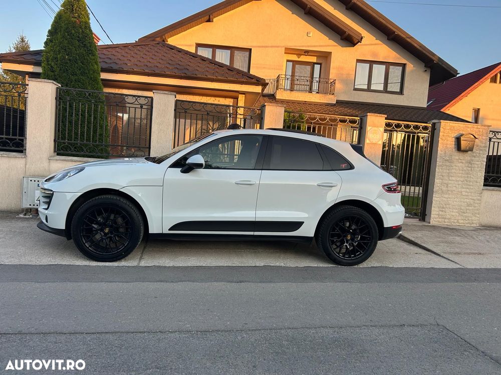Porsche Macan Standard - 4