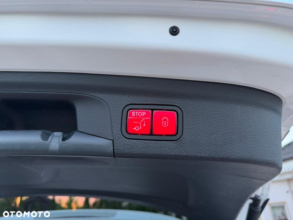 Mercedes-Benz GLE 350 e 4-Matic - 28