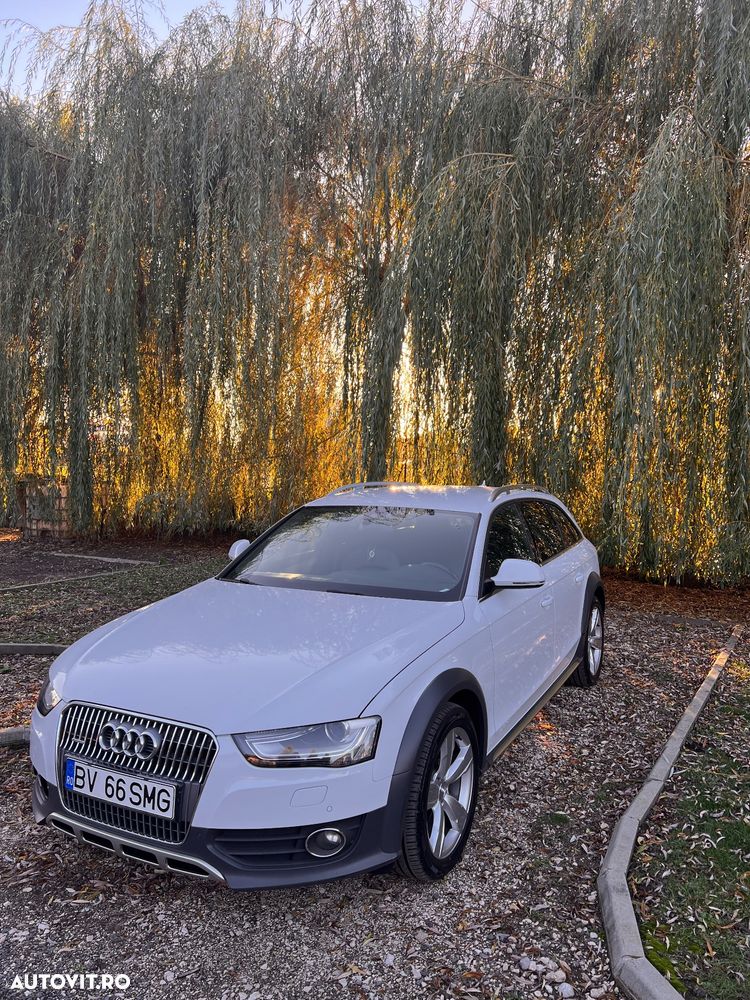 Audi A4 Allroad - 12