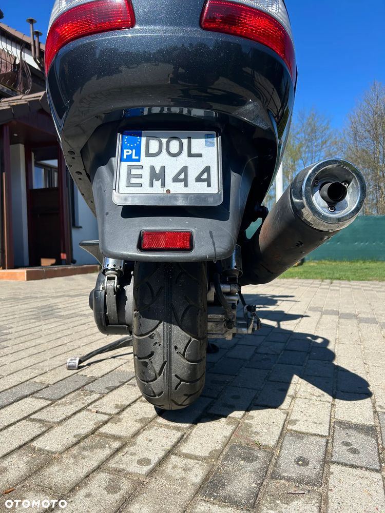 Suzuki Burgman - 7