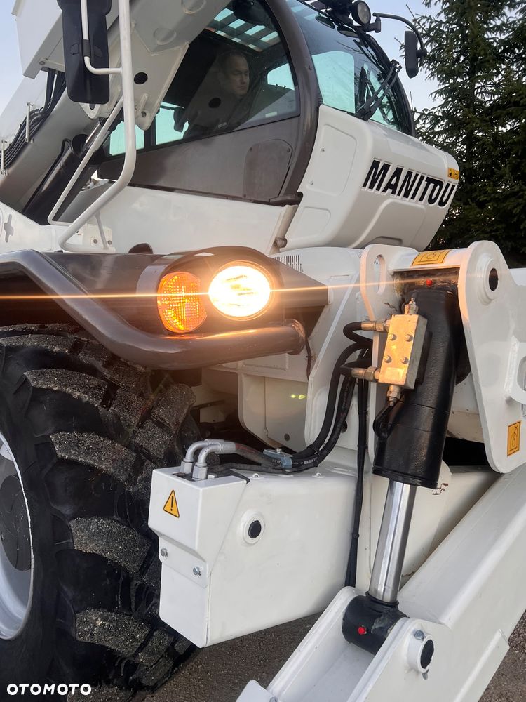 Manitou 2150 Mrt MANITOU ŁADOWARKA TELESKOPOWA Roto  widły kosz PILOT do sterowania  2016/17 1840 2540 2550 kolor od nowości biały Mercedes silnik - 25