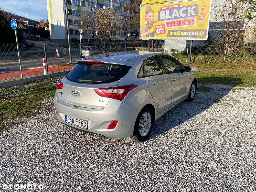 Hyundai i30 1.6 Comfort - 7