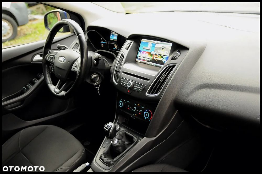 Ford Focus - 26