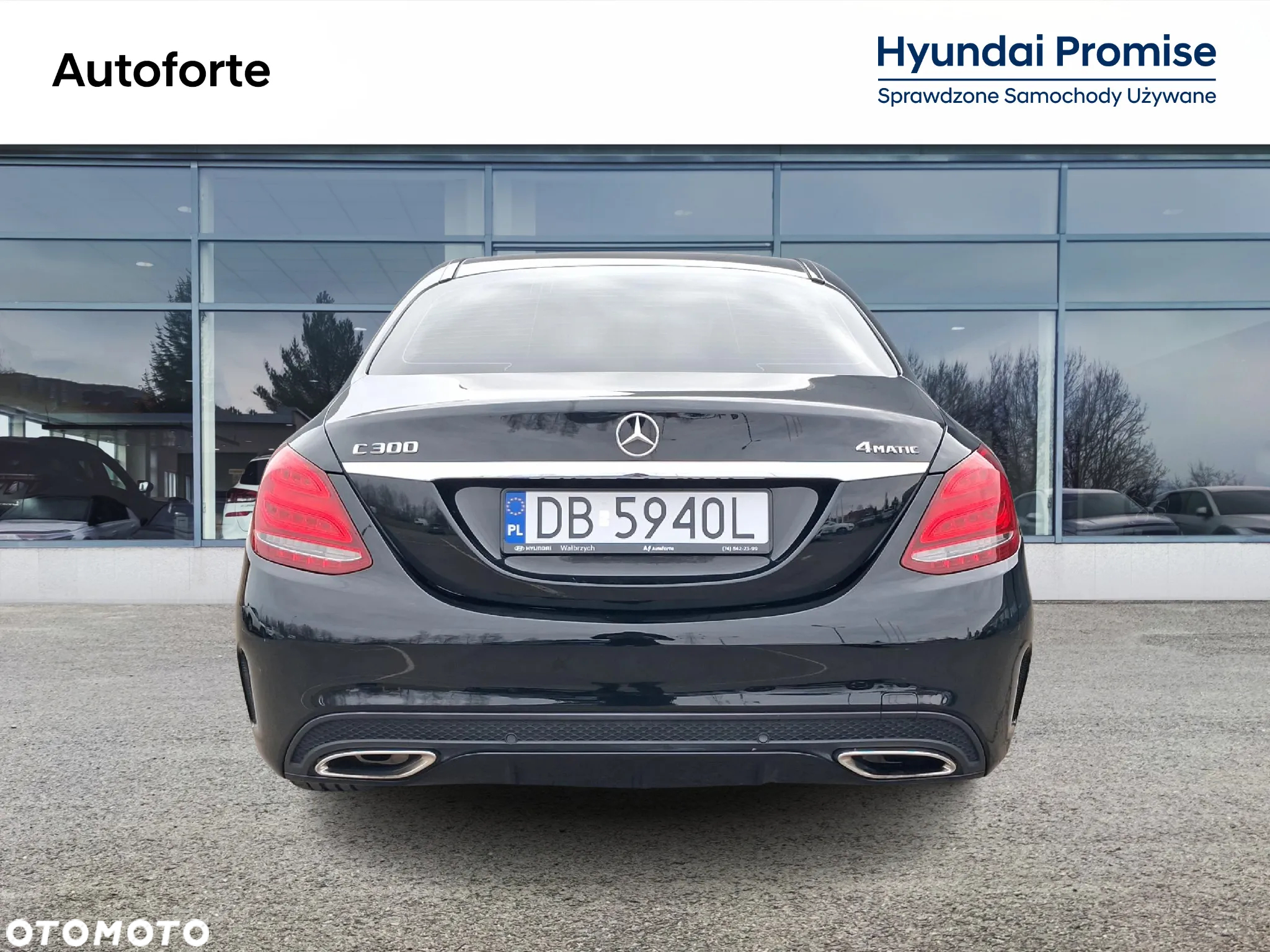 Mercedes-Benz Klasa C 300 7G-TRONIC Exclusive - 4
