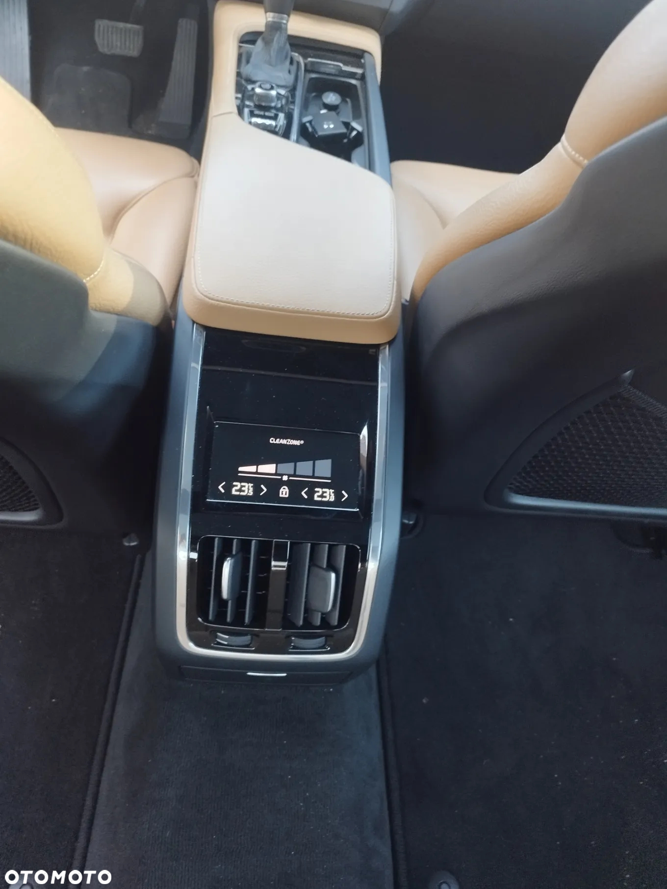 Volvo S90 T6 AWD Momentum - 16