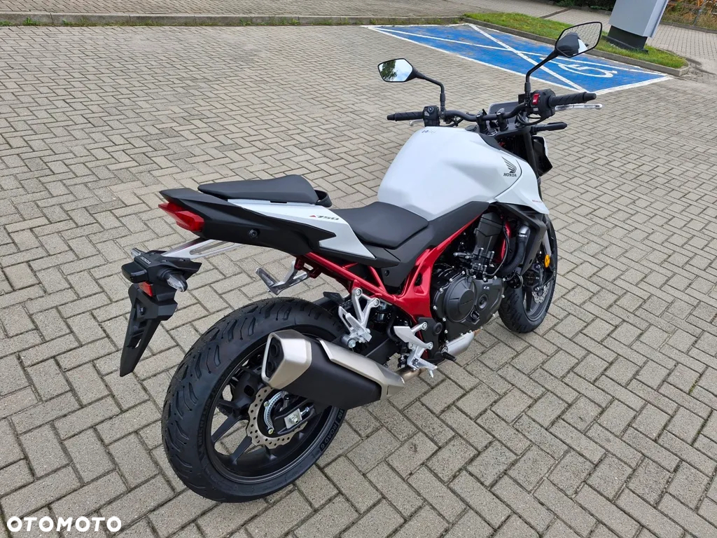 Honda CB - 4