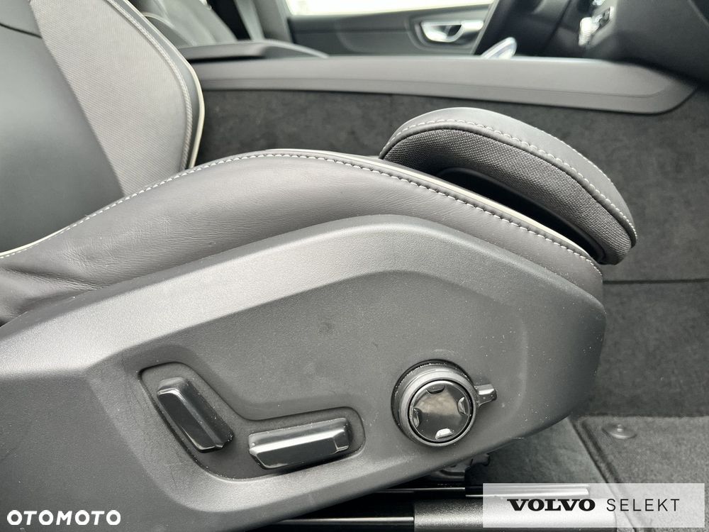 Volvo XC 60 - 36