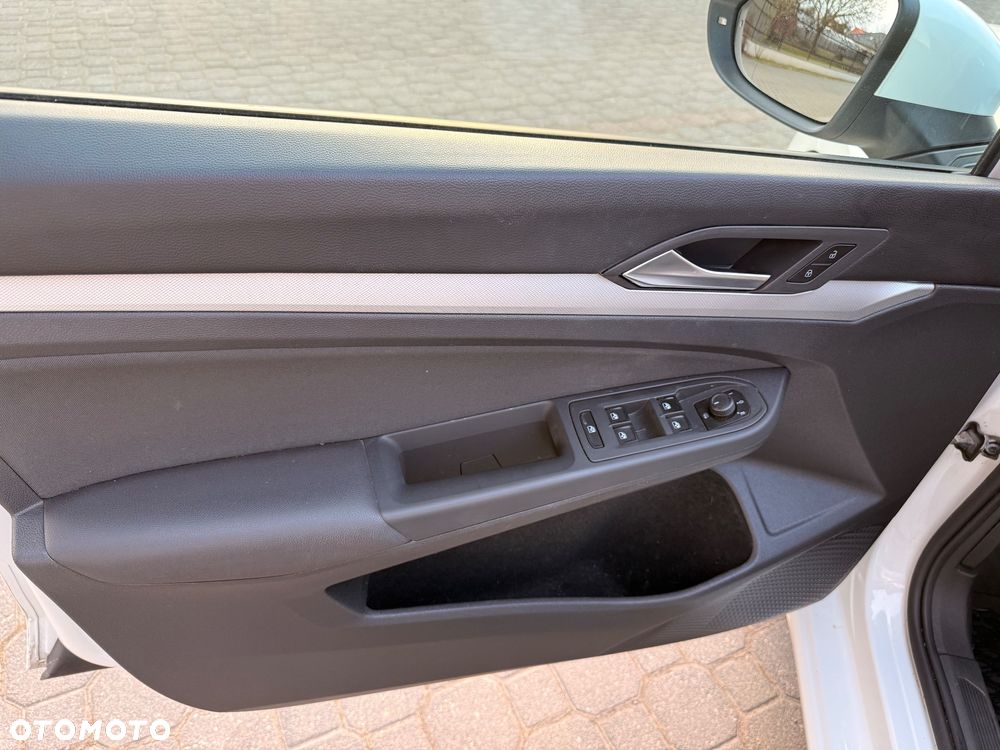 Volkswagen Golf 1.0 TSI - 22