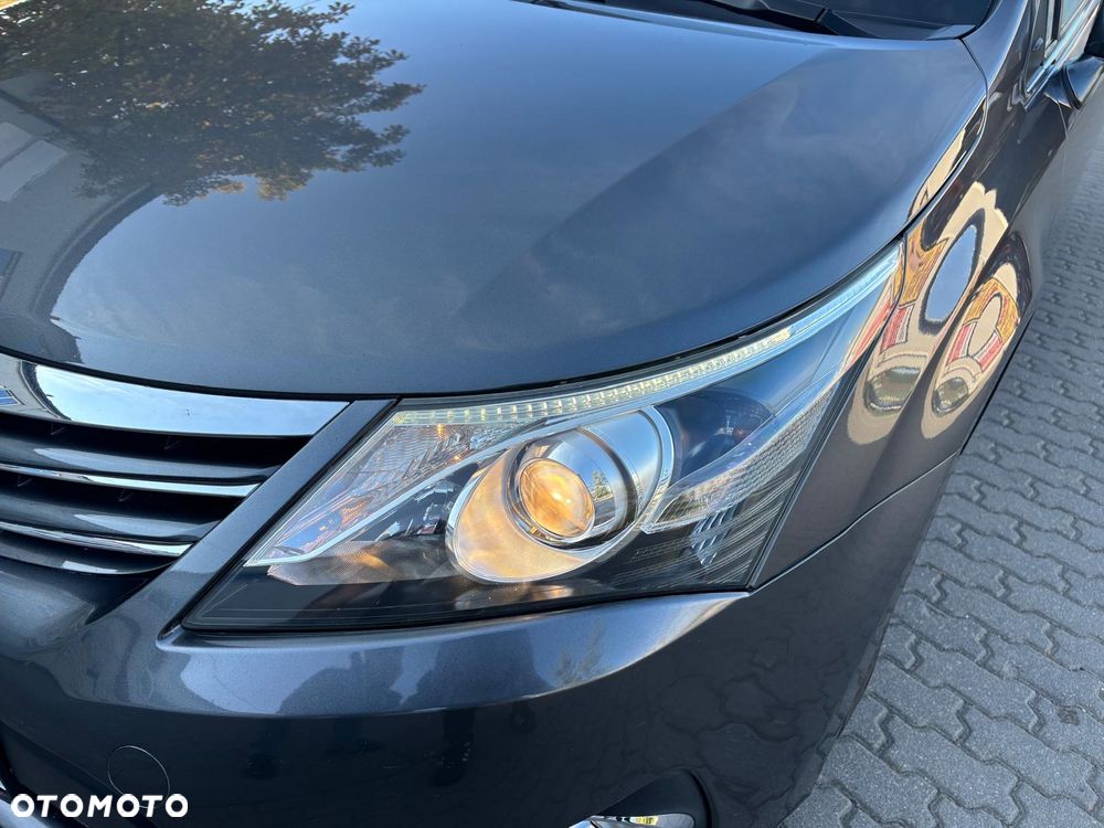 Toyota Avensis 2.0 D-4D Luna - 10