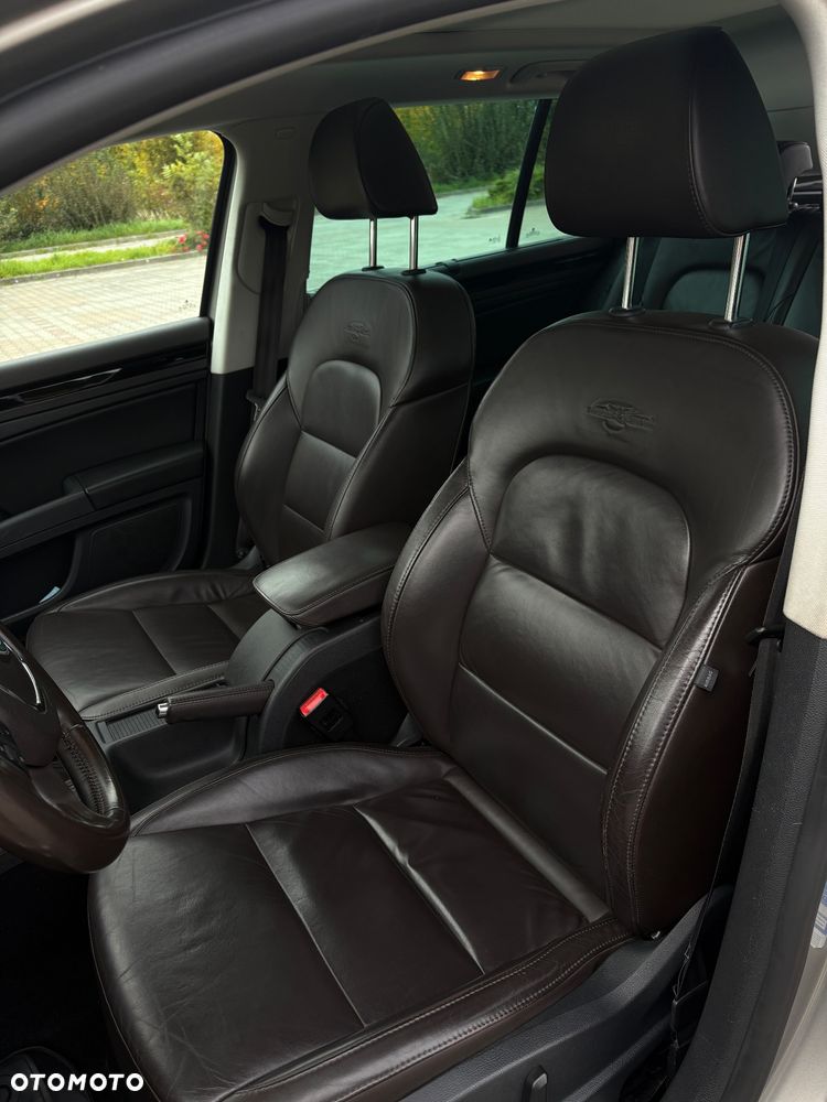 Skoda Superb 2.0 TDI L&K - 6