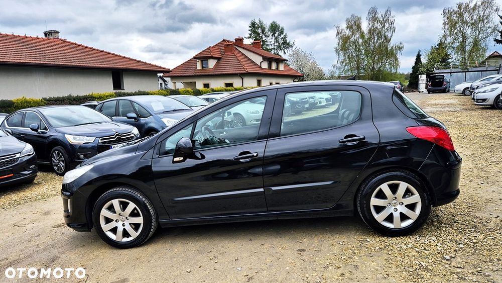 Peugeot 308 1.6 Premium Plus - 18